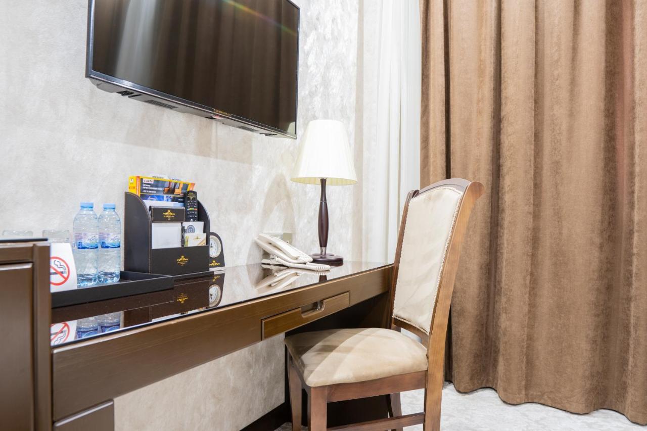 Qushbegi Plaza Hotel Tashkent Exterior photo