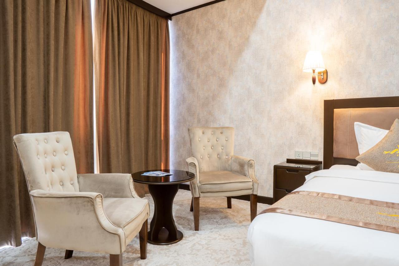 Qushbegi Plaza Hotel Tashkent Exterior photo