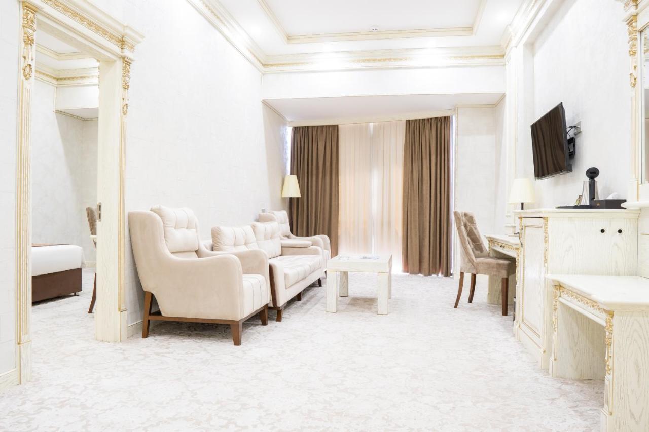 Qushbegi Plaza Hotel Tashkent Exterior photo