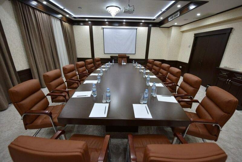 Qushbegi Plaza Hotel Tashkent Exterior photo