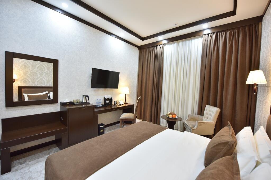 Qushbegi Plaza Hotel Tashkent Exterior photo