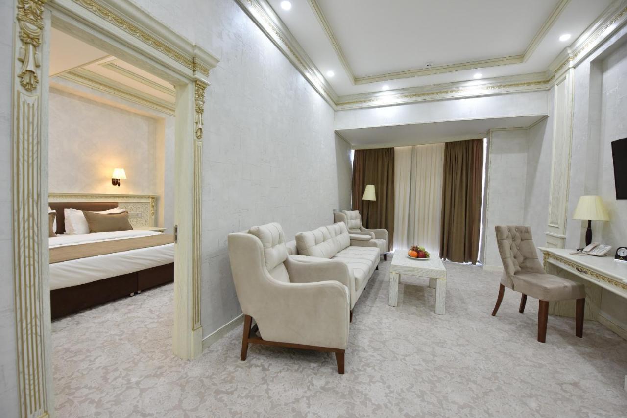 Qushbegi Plaza Hotel Tashkent Exterior photo