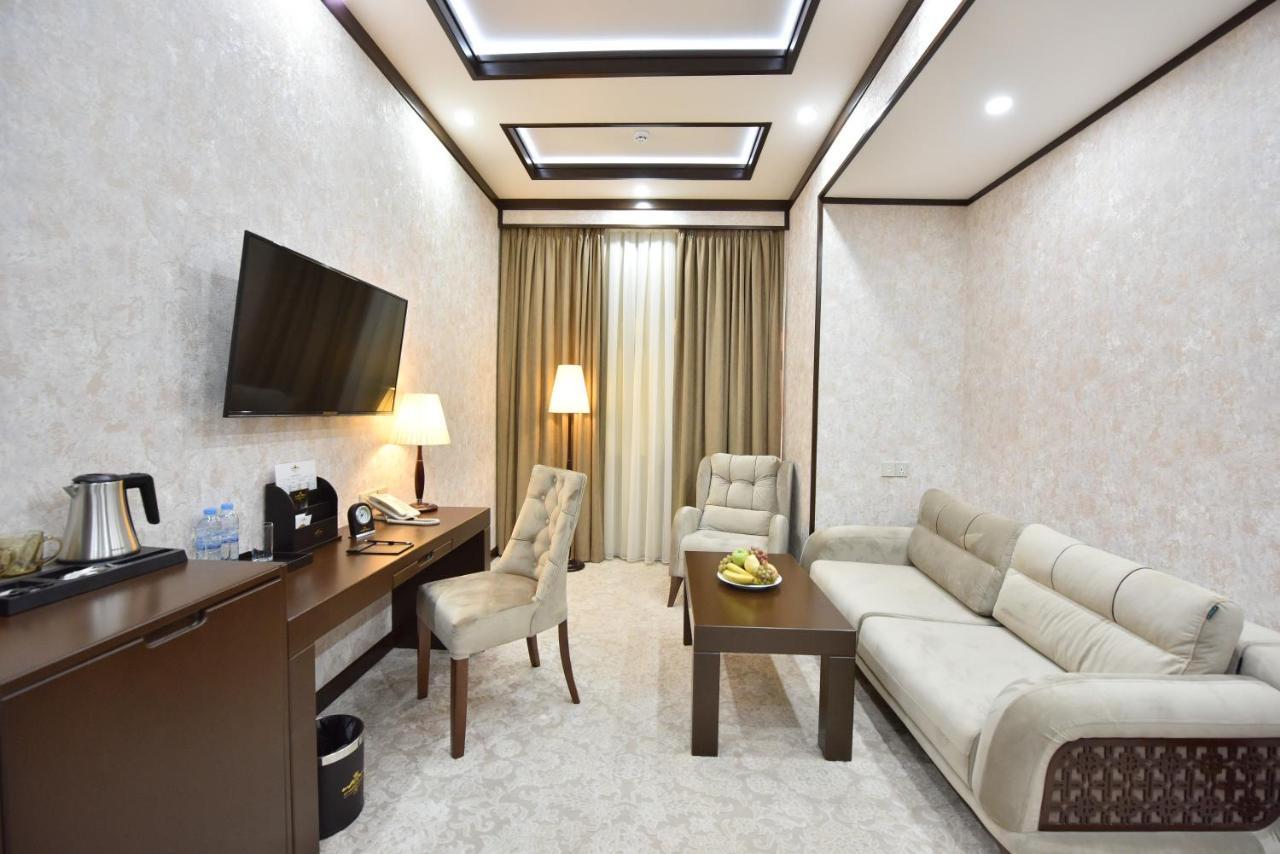 Qushbegi Plaza Hotel Tashkent Exterior photo